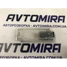 Плафон освещения багажника Ford Focus 3 Wagon 2011-2017 AM5113A756AA